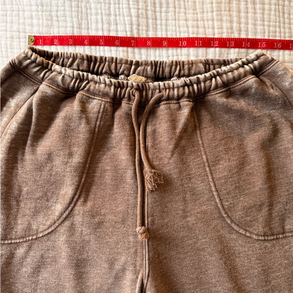 NWOT Free People Slow it Down sweatshirt and joggers. - Picture 3 of 10